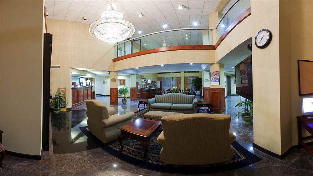 Holiday Inn Express Hotel & Suites Lawrenceville By Ihg Экстерьер фото