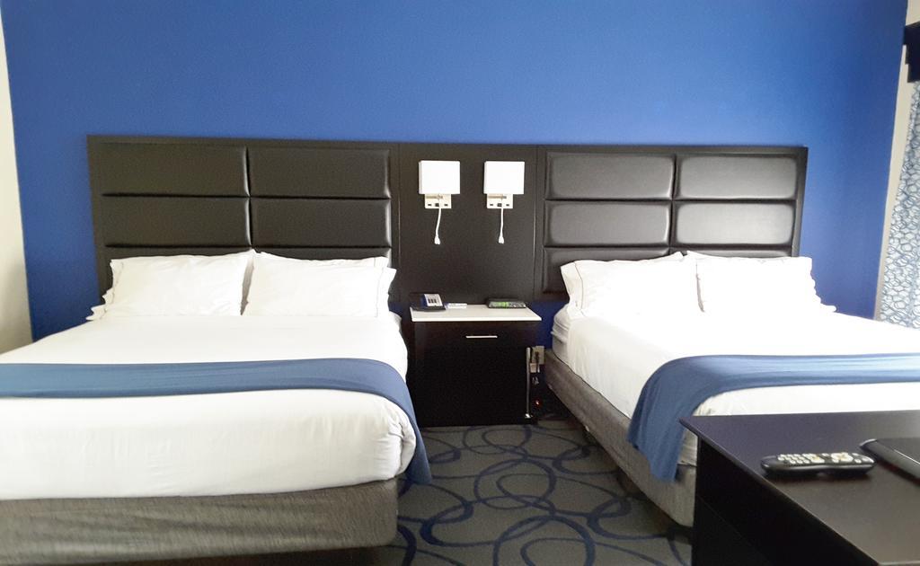 Holiday Inn Express Hotel & Suites Lawrenceville By Ihg Экстерьер фото