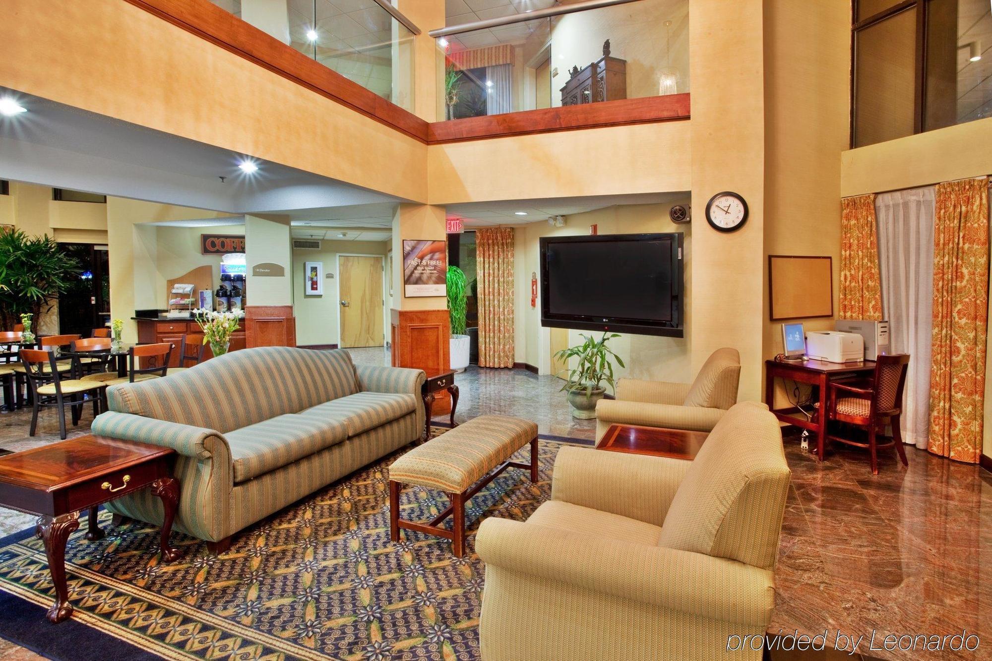 Holiday Inn Express Hotel & Suites Lawrenceville, An Ihg Hotel Экстерьер фото