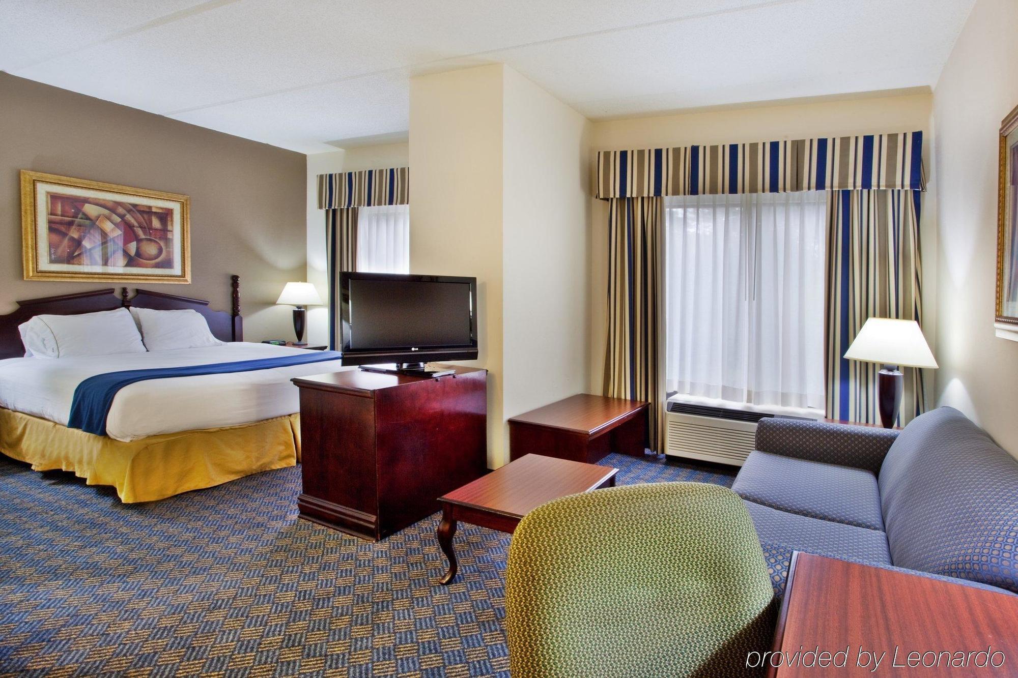 Holiday Inn Express Hotel & Suites Lawrenceville, An Ihg Hotel Экстерьер фото