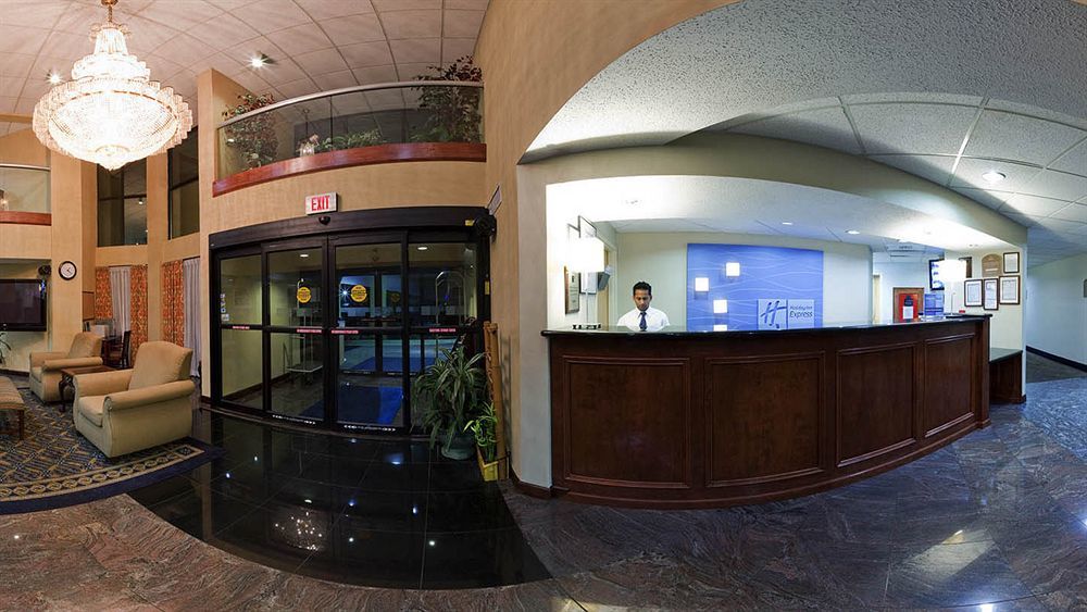 Holiday Inn Express Hotel & Suites Lawrenceville, An Ihg Hotel Экстерьер фото